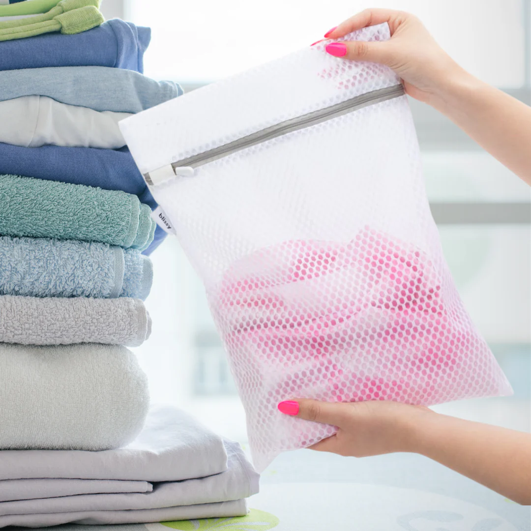 Blissy Mesh Wash/Laundry Bags (2 Pack) - Image 4