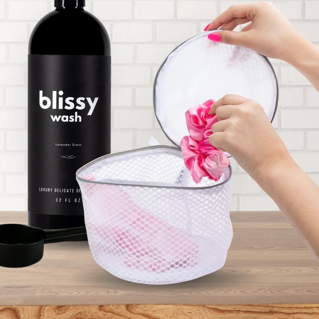 Blissy Mesh Wash/Laundry Bags (2 Pack) - Image 8