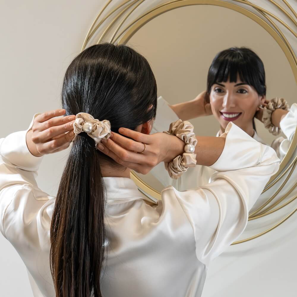 Blissy Pearl Scrunchies - Champagne - Image 16