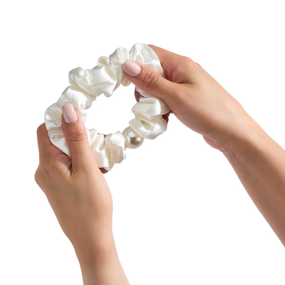 Blissy Pearl Scrunchies - White - Image 3