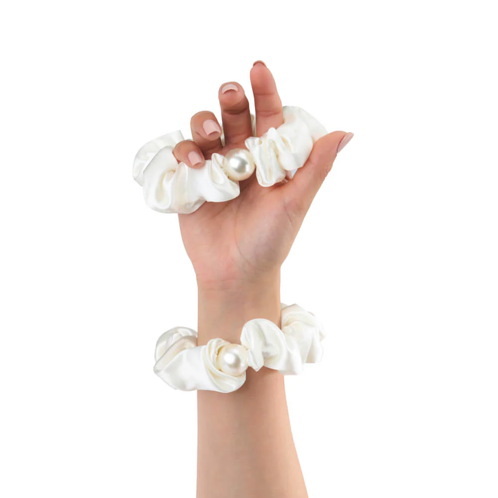 Blissy Pearl Scrunchies - White - Image 9