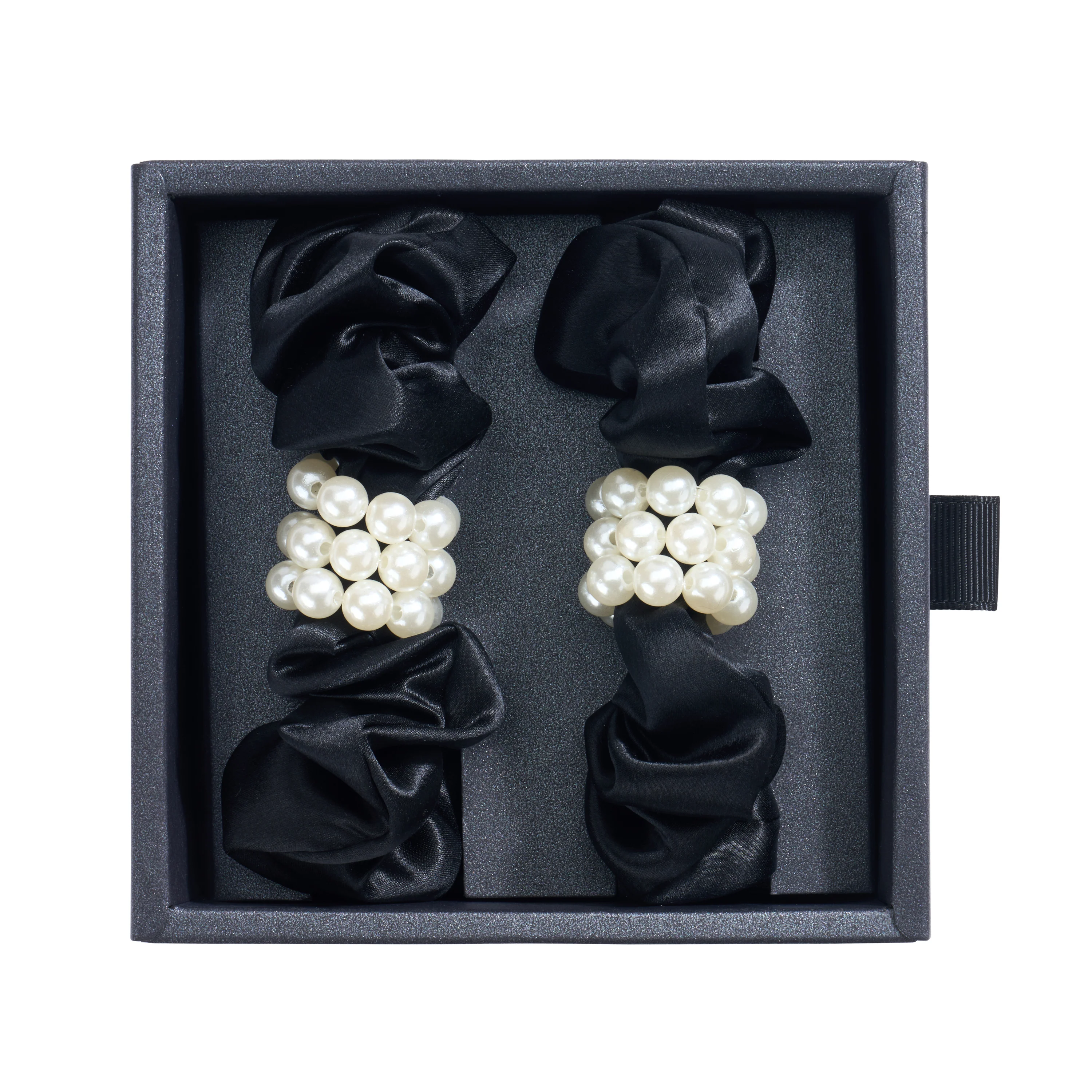 Blissy Petite Pearl Scrunchies - Black - Image 10