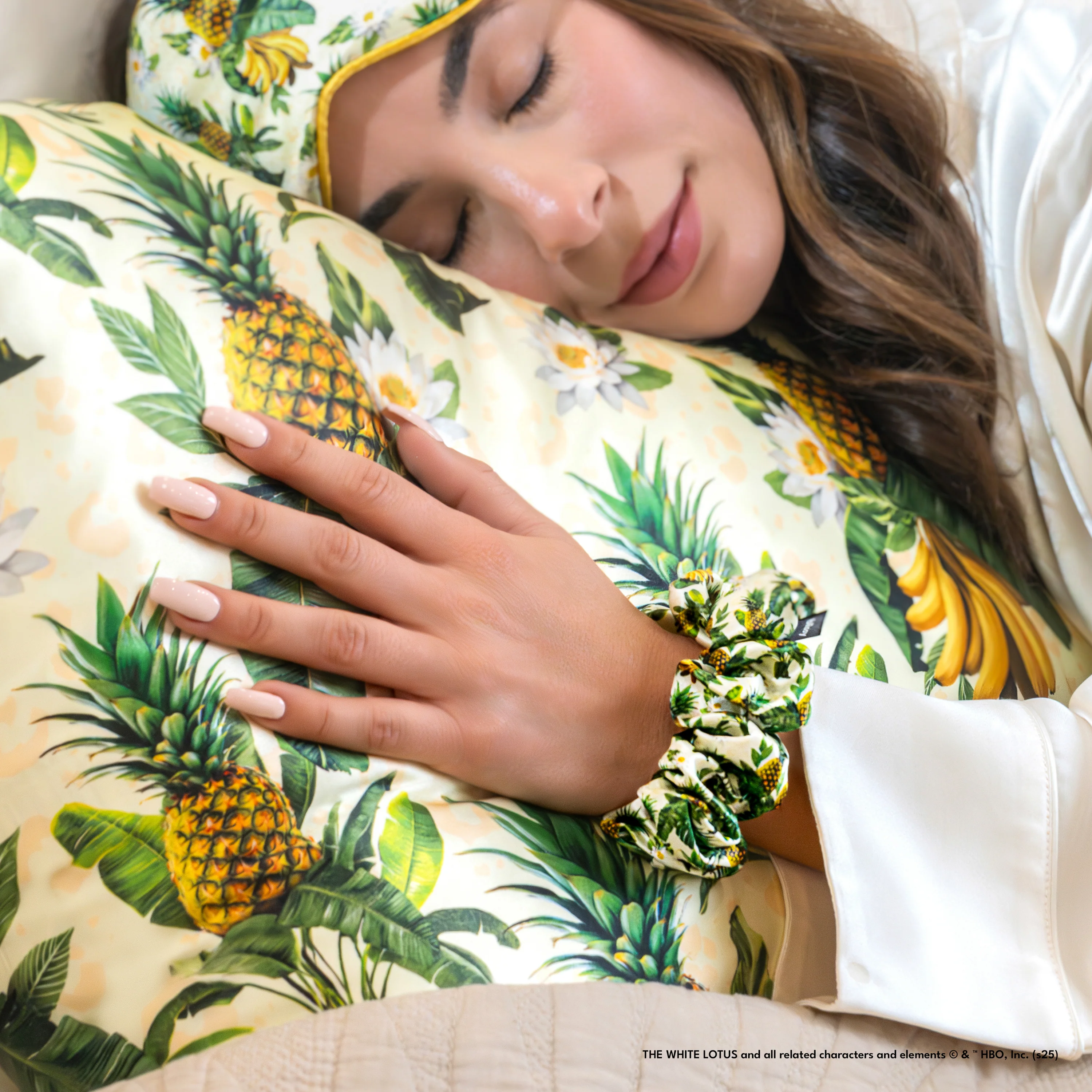 Blissy Scrunchies - White Lotus - Pineapple - Image 10