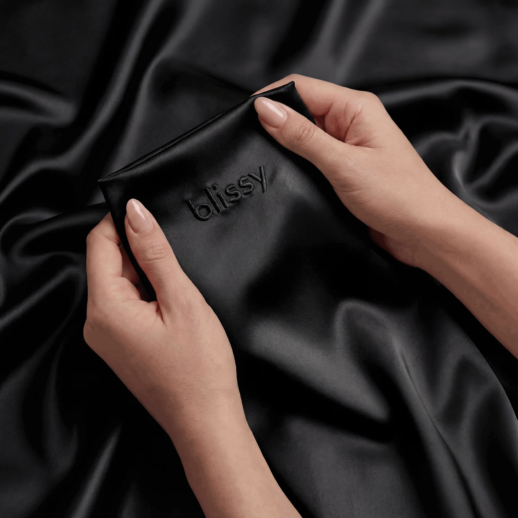 Pillowcase - Black - Queen - Image 4