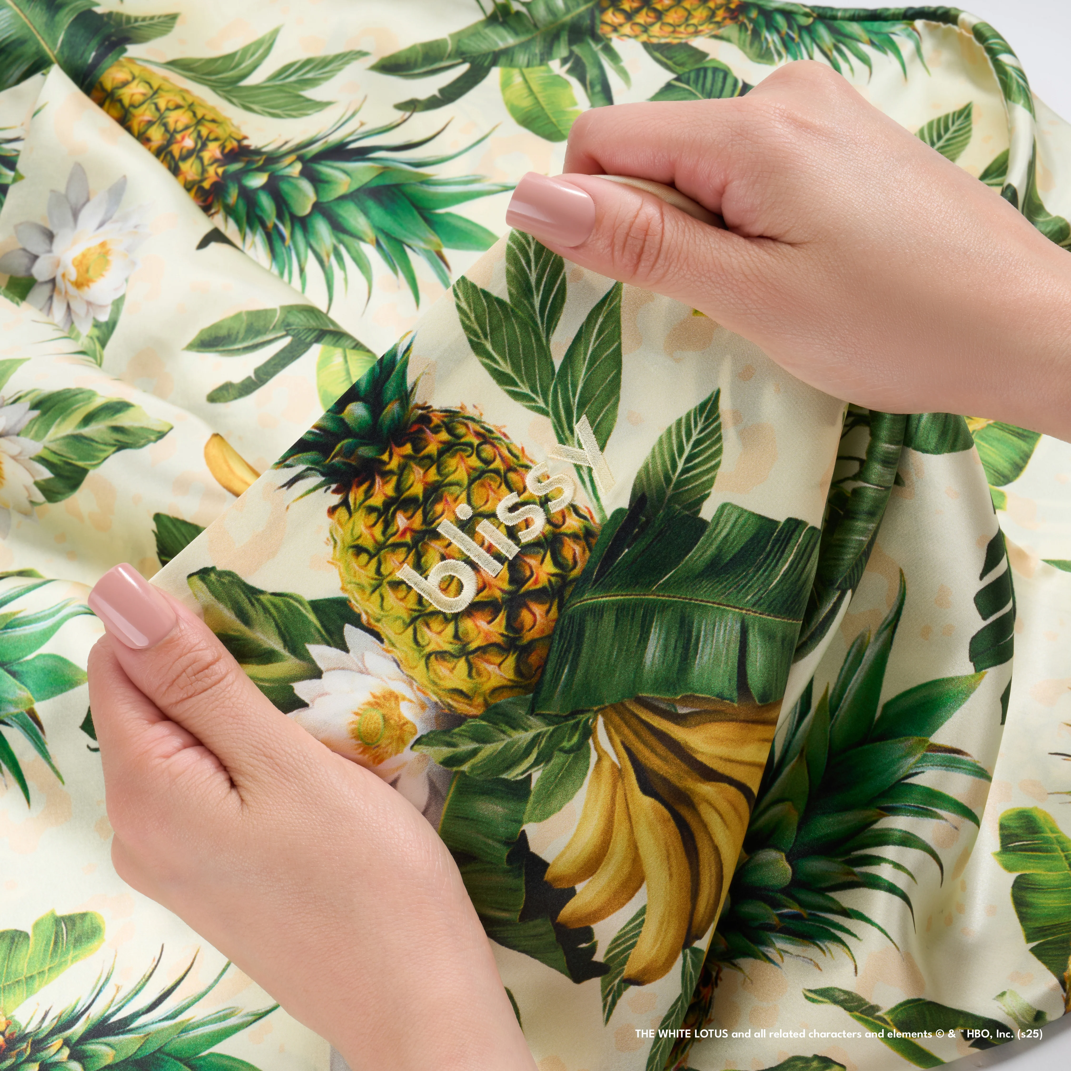 Pillowcase - White Lotus - Pineapple - Queen - Image 13