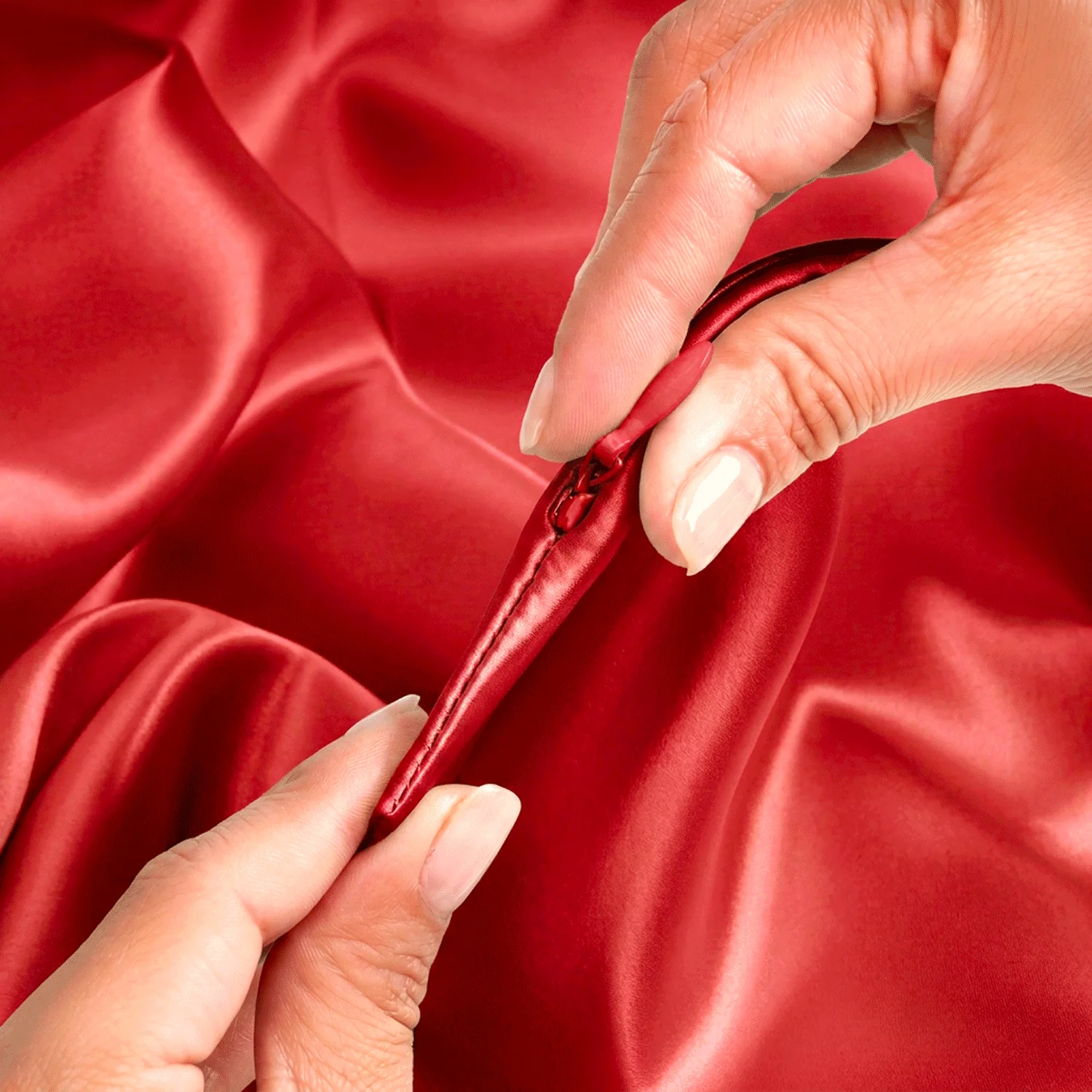 Pillowcase - Red - King - Image 9