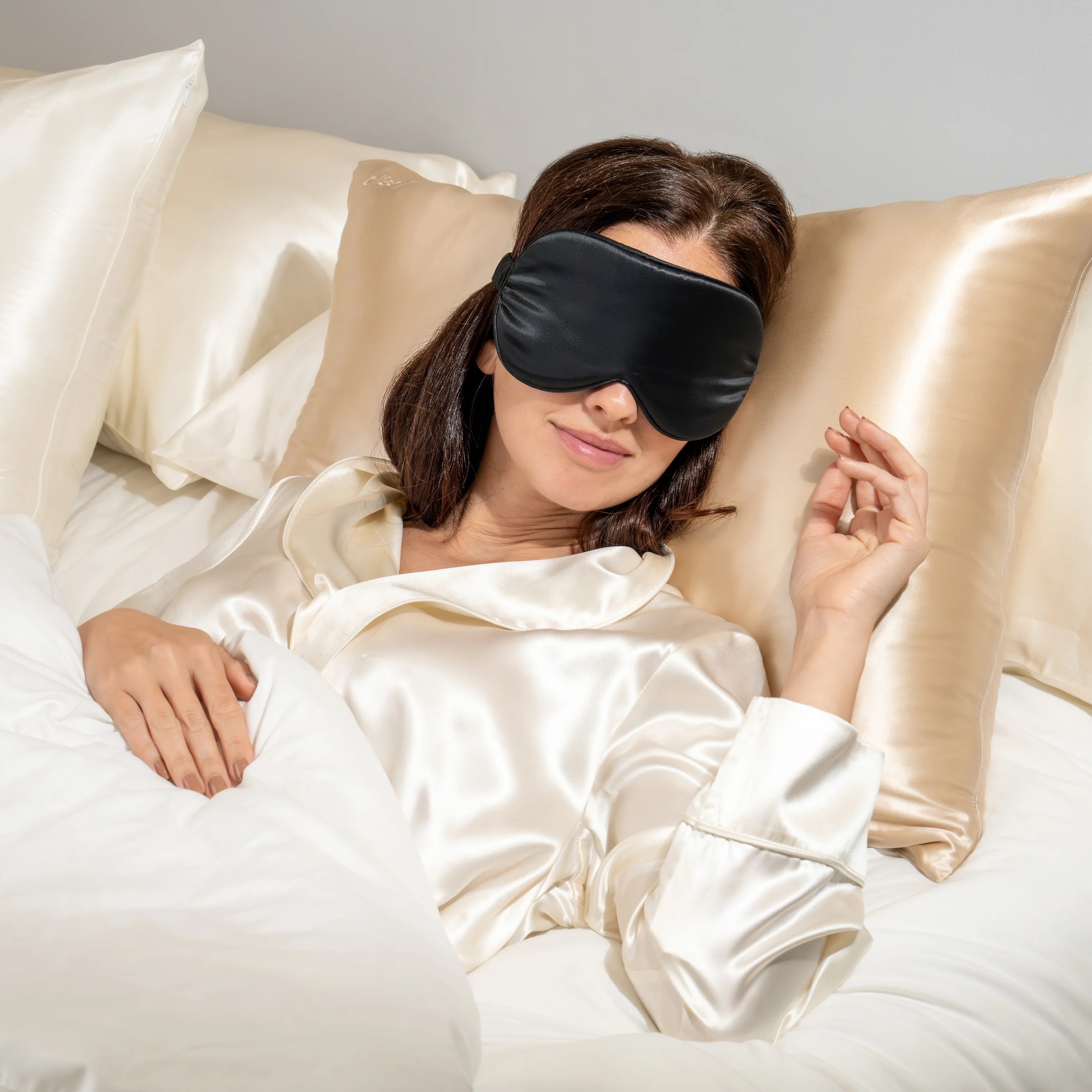 Sleep Mask - Black - Profile - Image 12