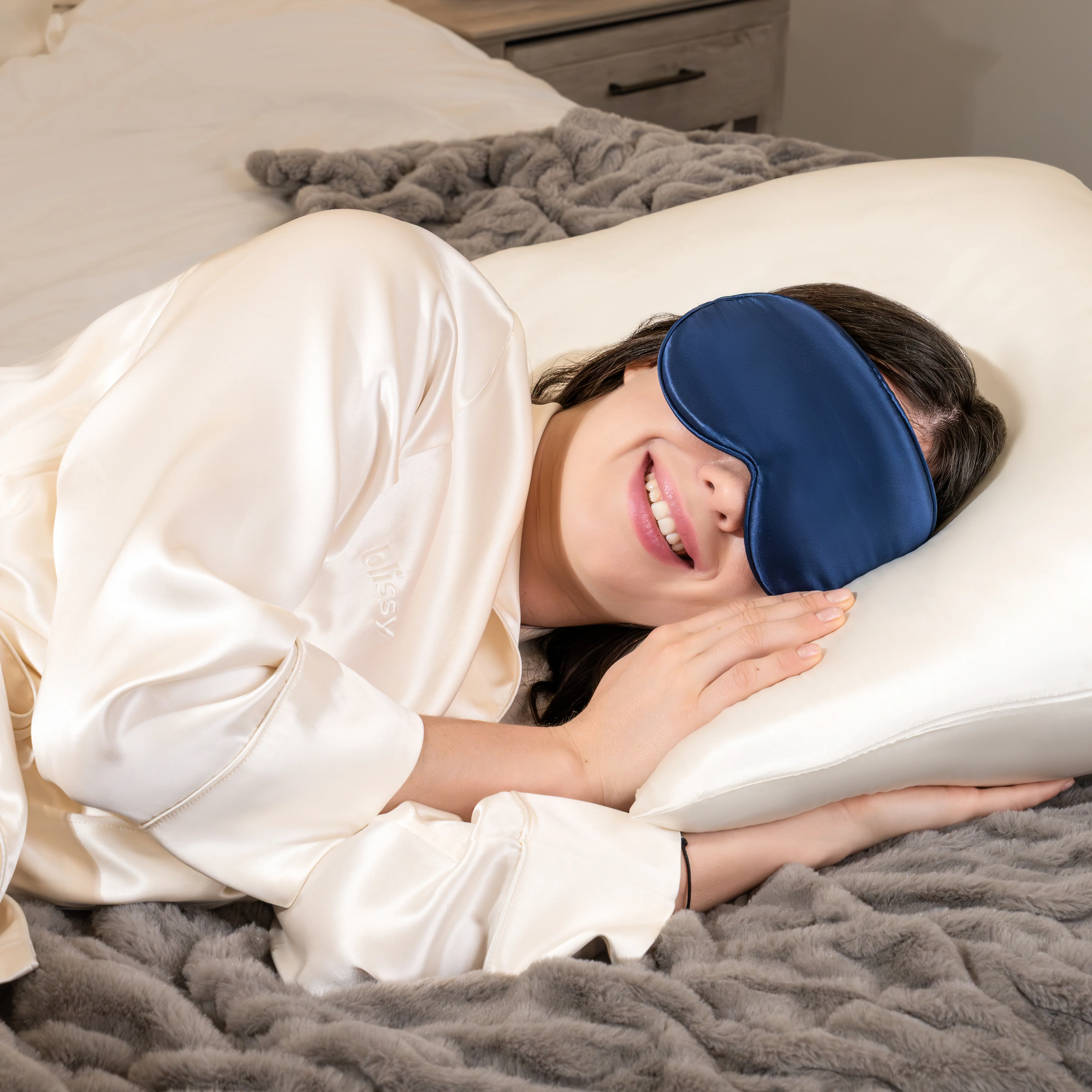 Sleep Mask - Blue - Profile - Image 10
