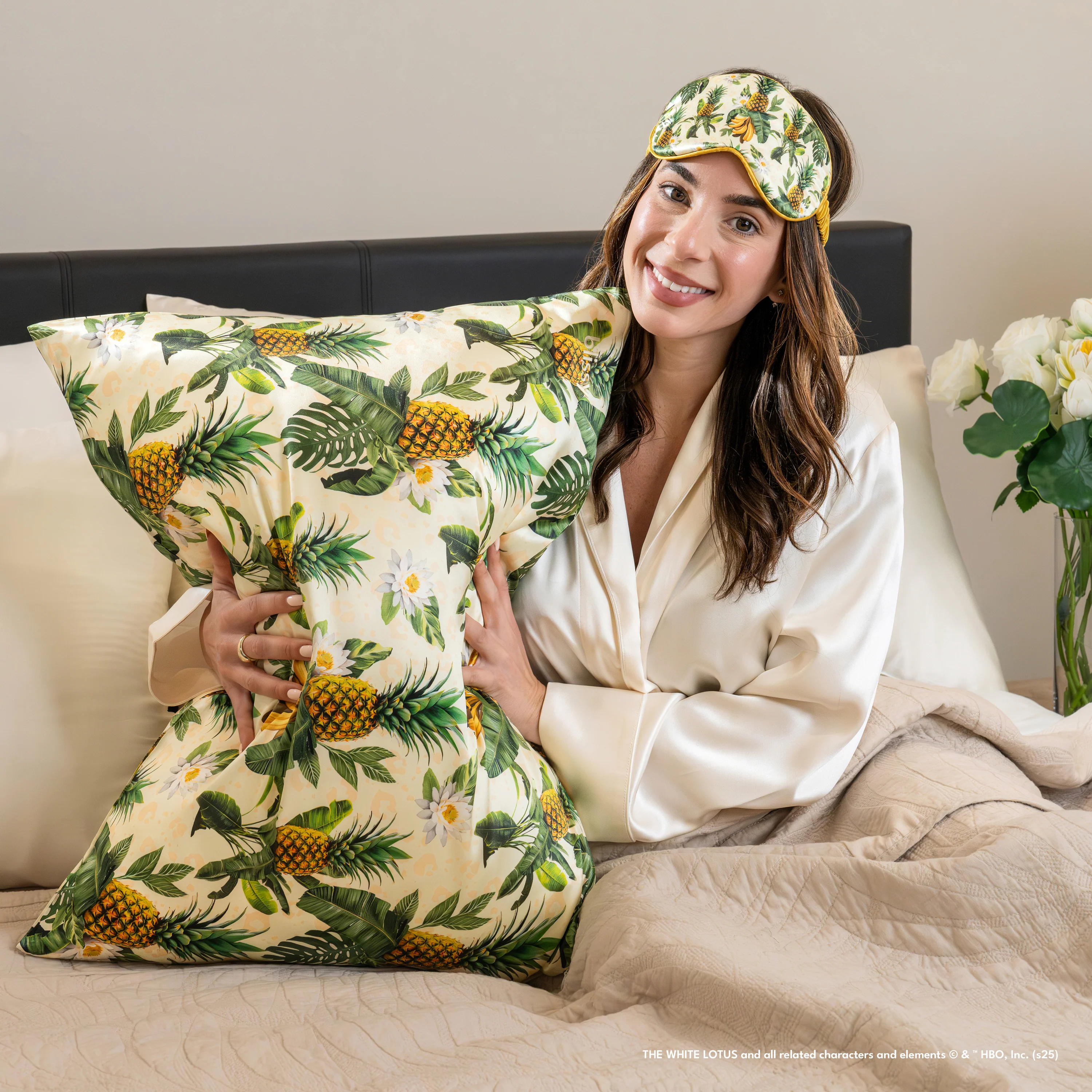 Sleep Mask - White Lotus - Pineapple - Image 14