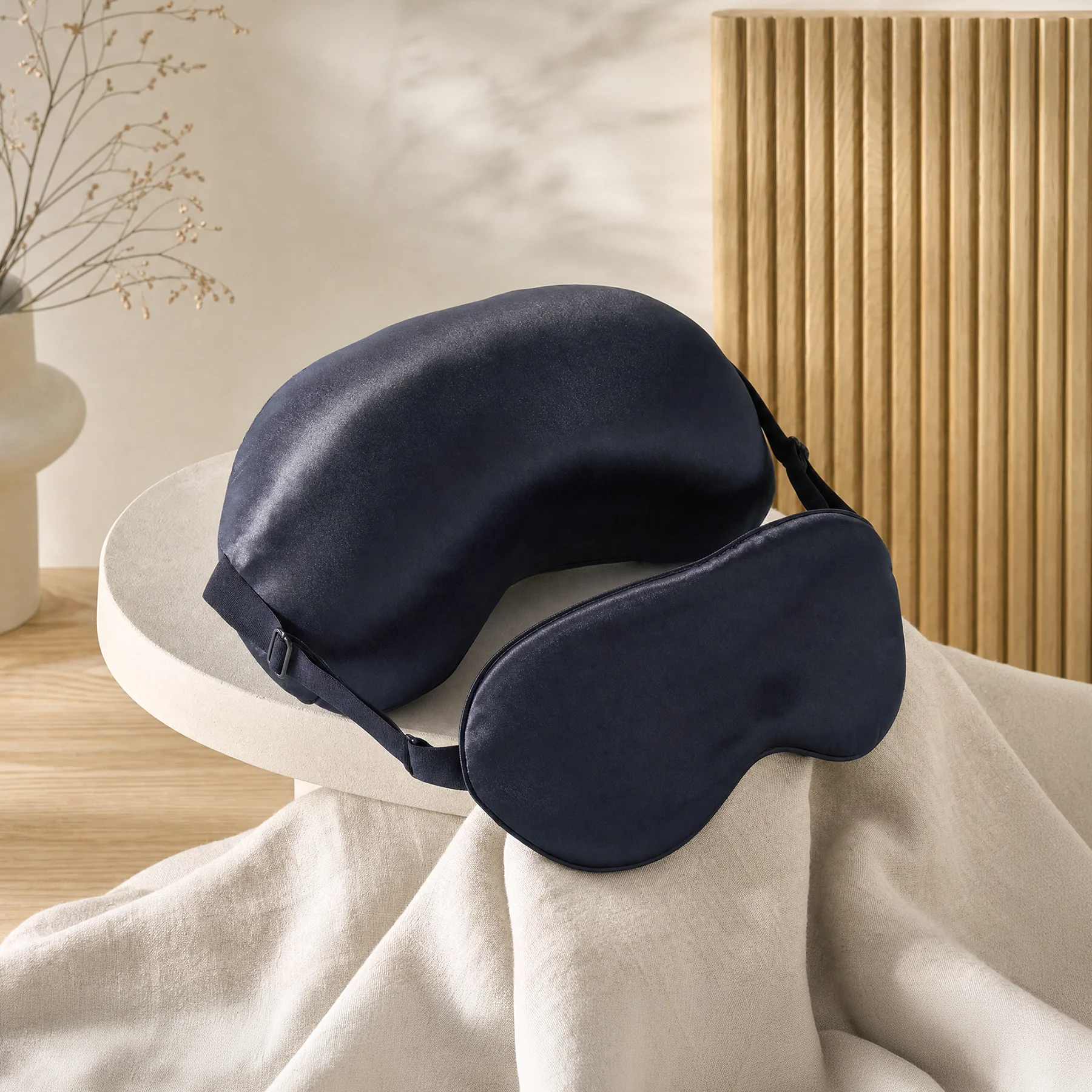 Sleep Mask & Travel Pillow - Black - Image 12